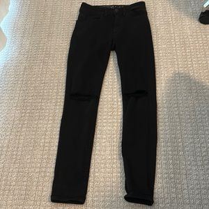 American eagle black ripped skinny jeans